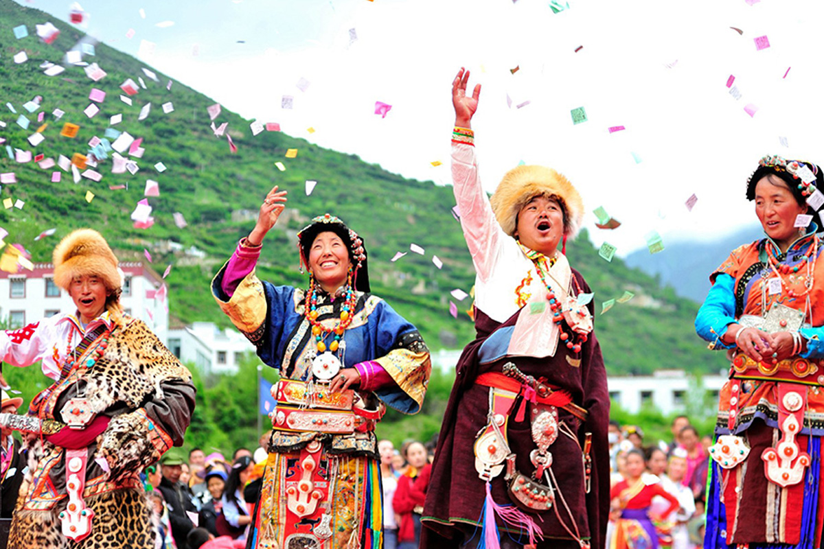 #一个春节，一台相机#《藏族同胞的新年祈福》纪实-中关村在线摄影论坛